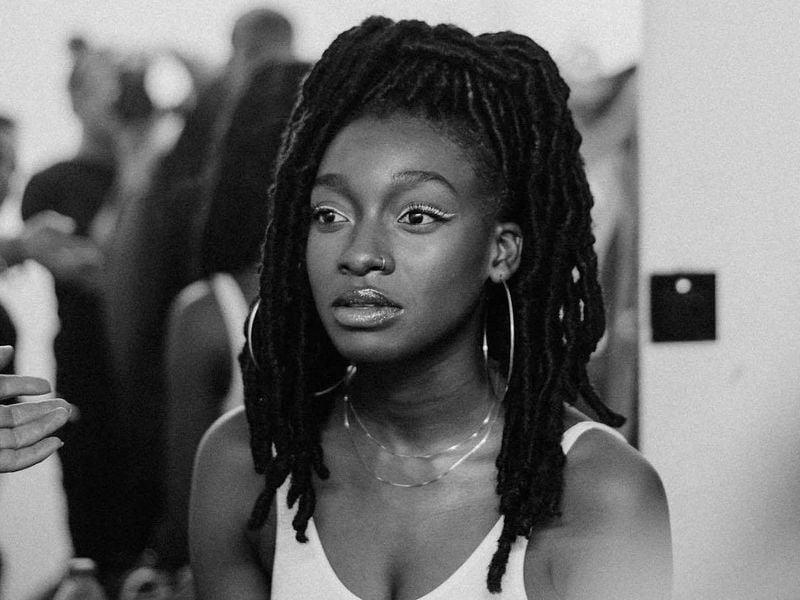 Little Simz releases the mighty ‘Introvert’