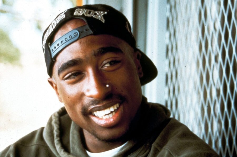 Watch epic footage of Tupac Shakur recording in the studio