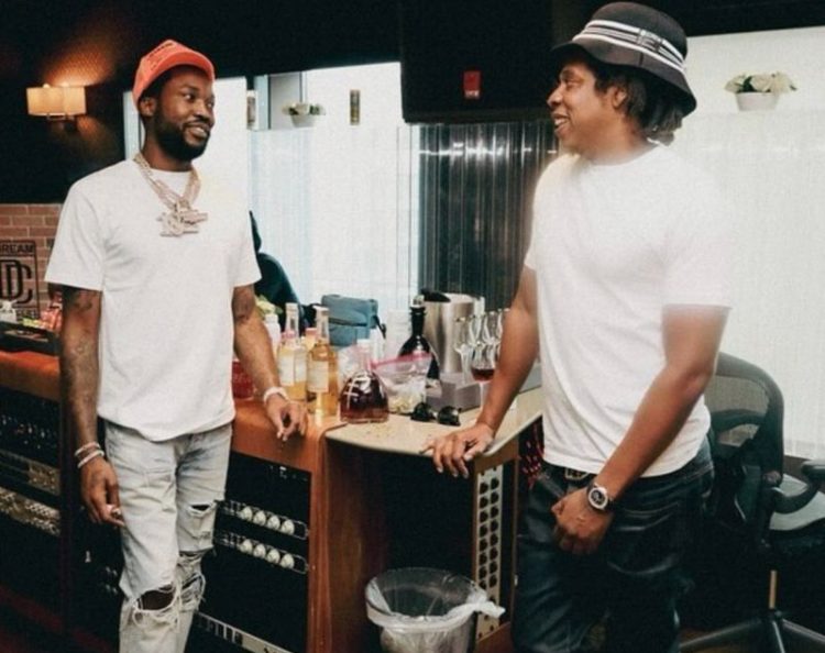 Meek Mill shares new photo in the studio with Jay-Z