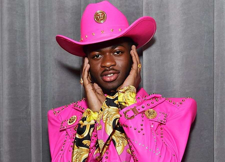 Lil Nas X hands out pizza to homophobic protestors outside concert in Boston