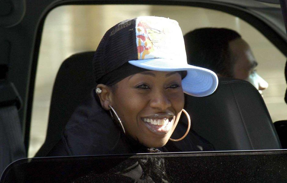 See rare footage of Missy Elliot from 2001