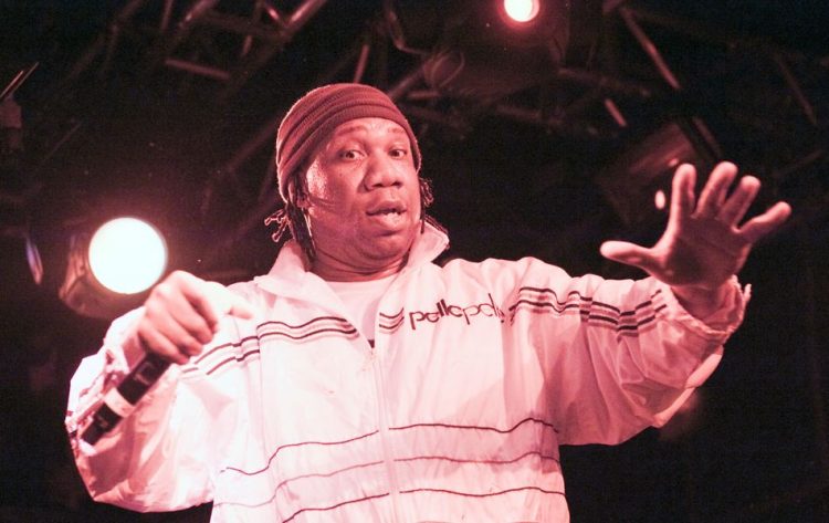 KRS-One asserts that mainstream rap is full of "Little Boys"