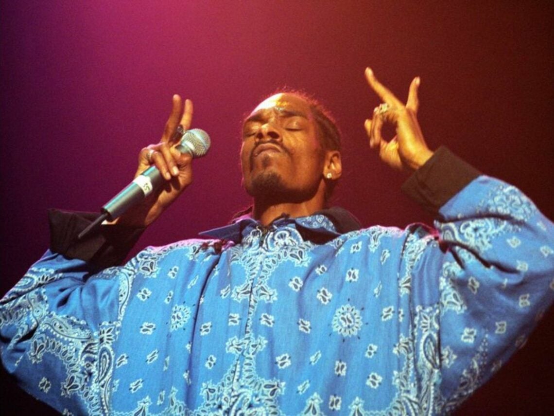 Snoop Dogg once admitted he likes to use ghostwriters