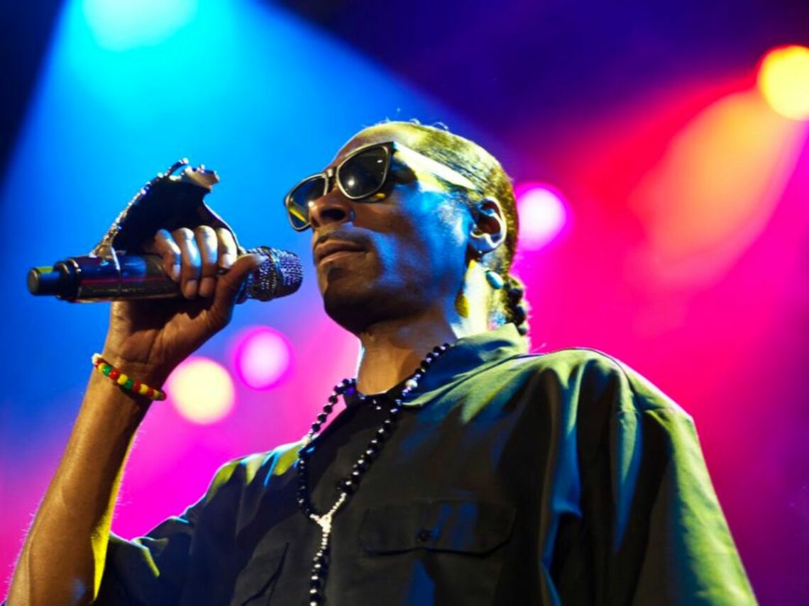 Snoop Dogg is ready to appear on the British TV show Coronation Street
