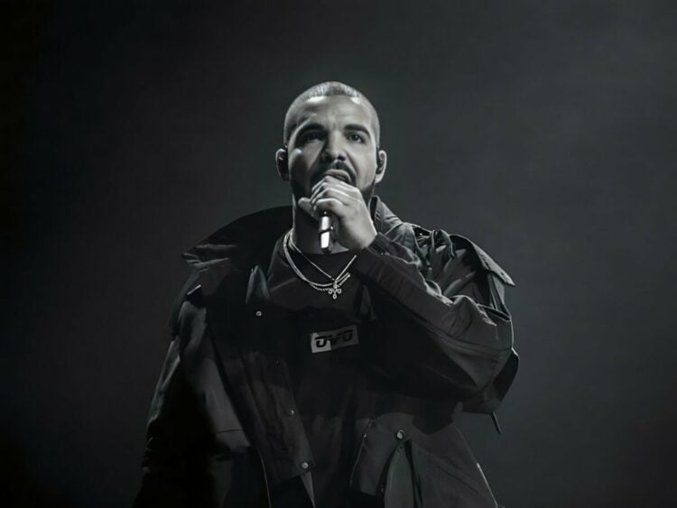 Drake teases collaboration with Nicki Minaj