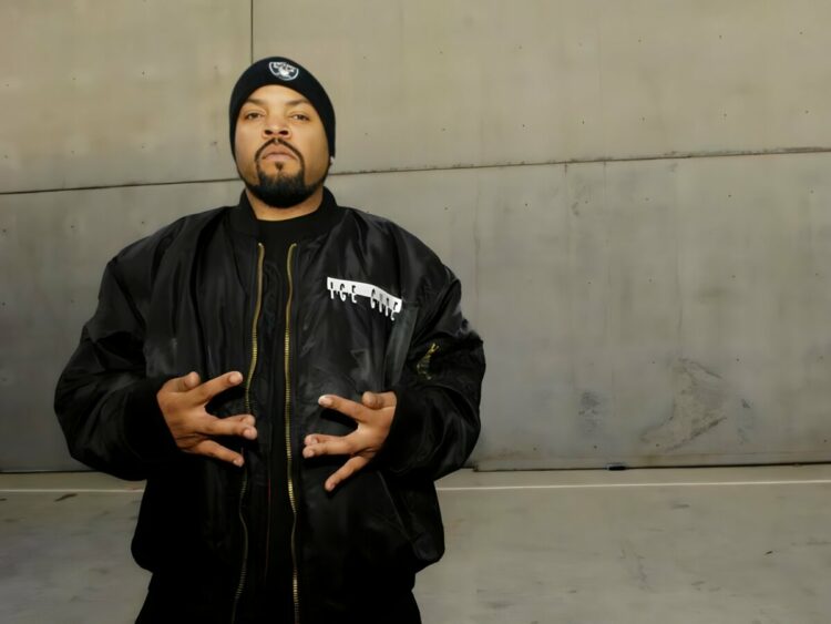 Why Ice Cube thinks "No Vaseline' is better than 'Hit Em Up'"