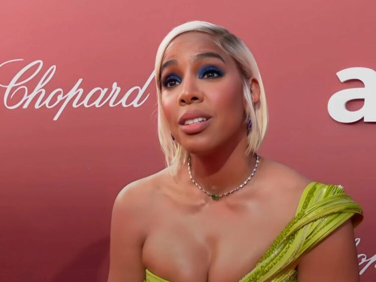 Kelly Rowland - Hip Hop Hero